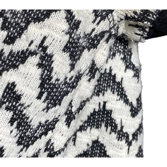 Rewind Sweater Mesh Sleeves Knit Geometric Stripes Cream Black Womens Size Small - Picture 4 of 5